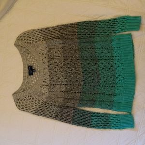 Women's pullover sweater